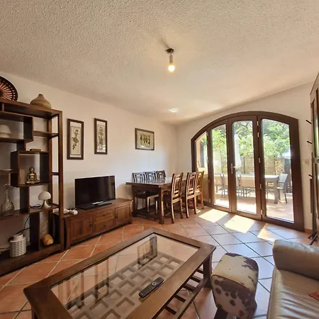 Apartment La Marine - Triplex Climatise Sur Le Port De Hyeres